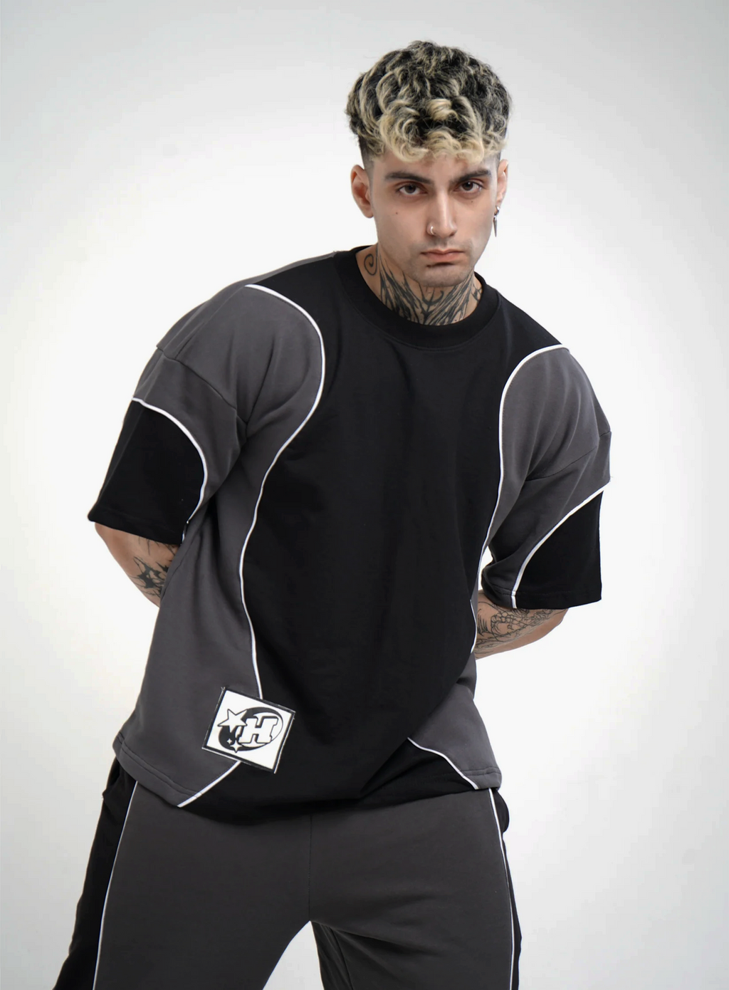 Haze Runner Black Hymns Wear – side view, sizes S–XXL
