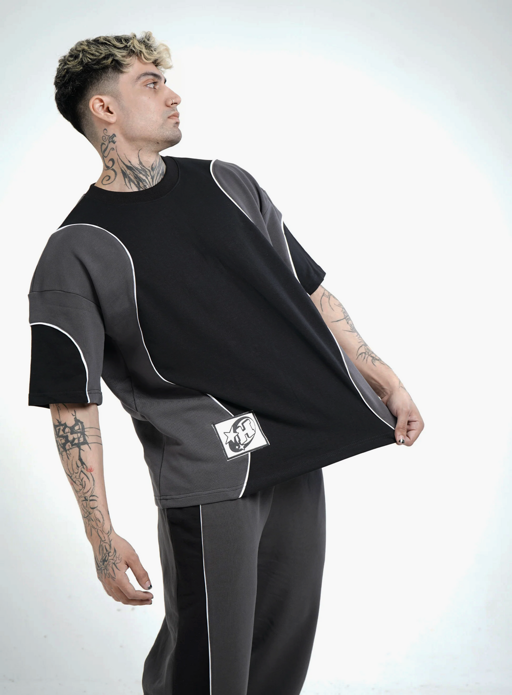 Haze Runner Black Hymns Wear – fabric detail, sizes S–XXL