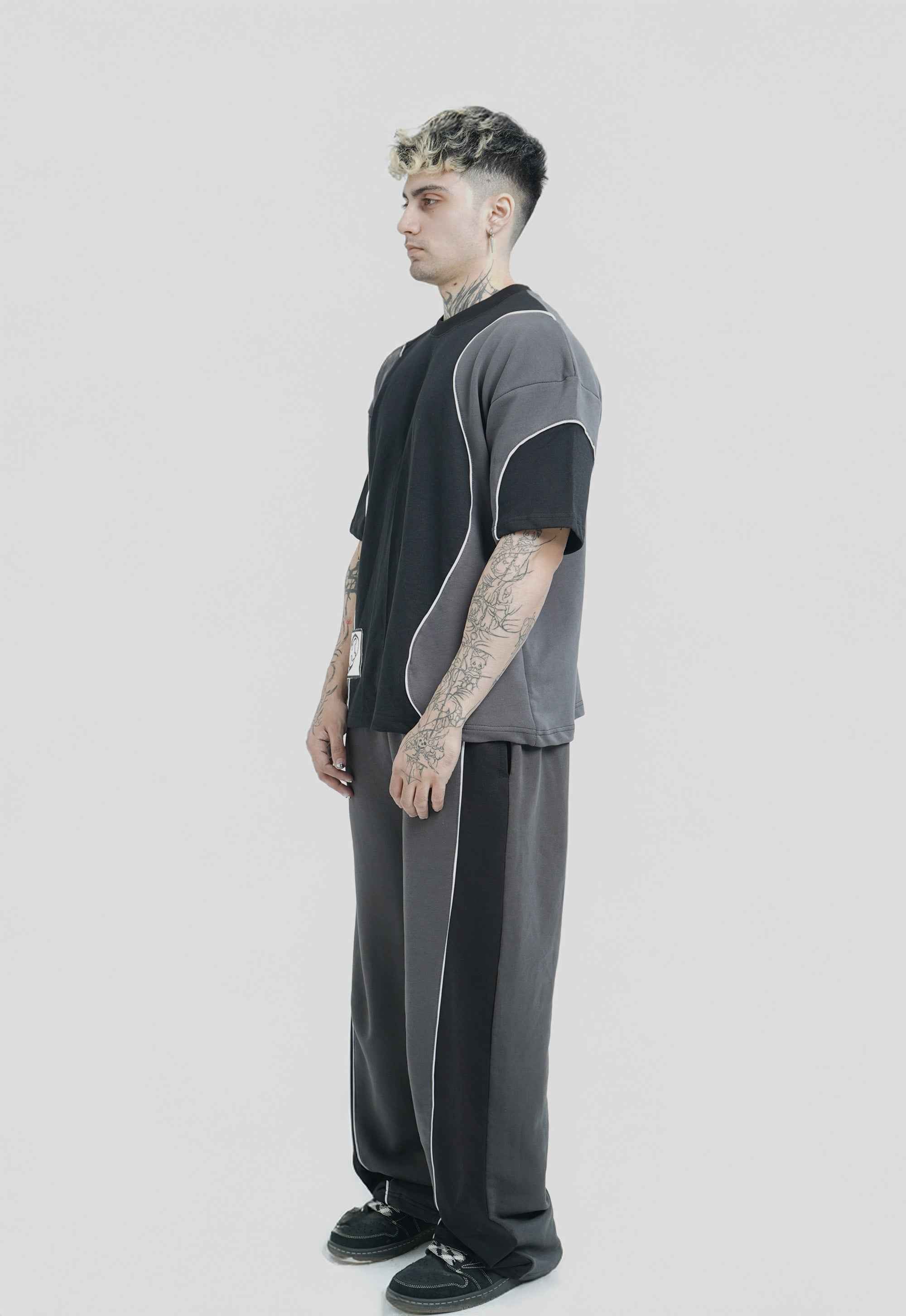 Haze Runner Edition Black Hymns Wear – close-up detail, sizes S–XXL